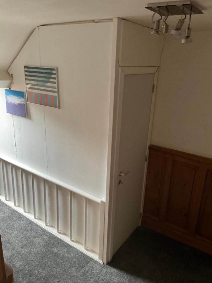 Oy Lägenhet Izegem Exteriör bild